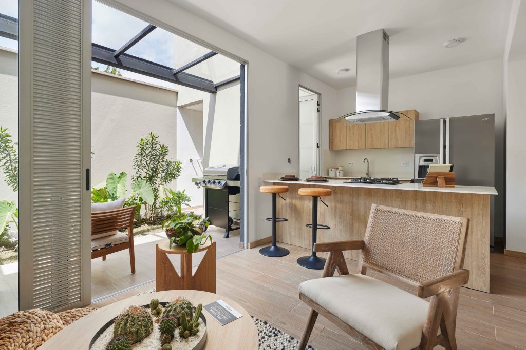 Sala, casa, Antigua, comprar vivienda en Colombia