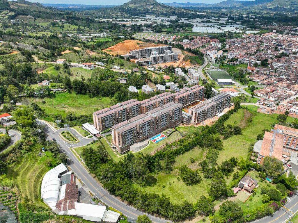 proyecto de vivienda No VIS, Lórient en La Ceja Antioquia